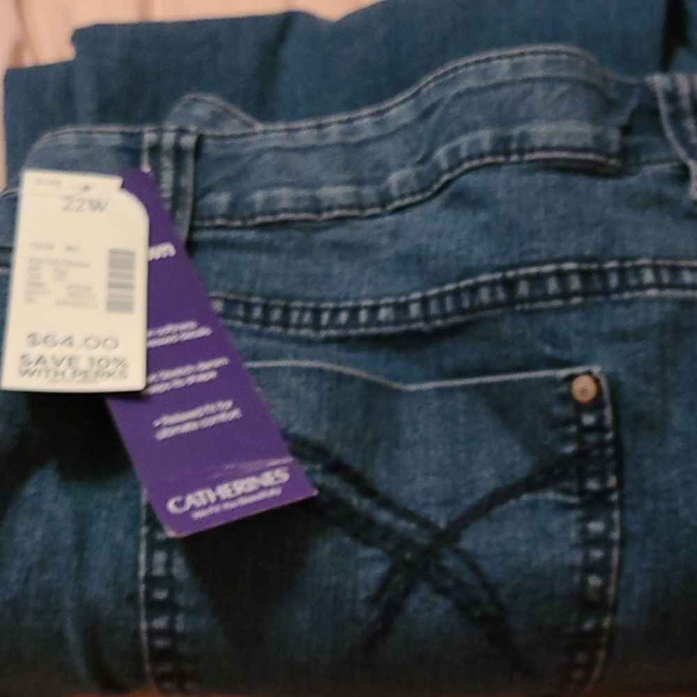 Jeans - Picture 2 of 3